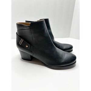 SOUL Naturalizer Calm Women's Ankle Boots womens size 8